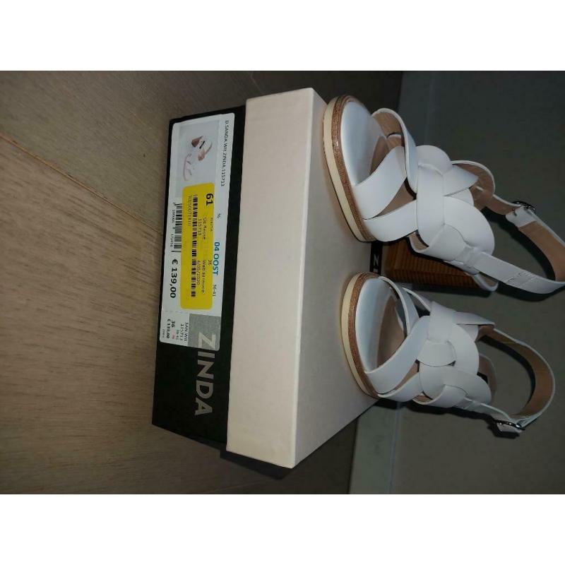 Zinda sandalen wit